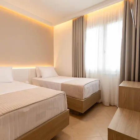 アパートホテル Boquel Vlorë