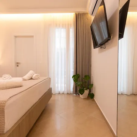Boquel アパートホテル Vlorë
