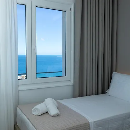 Boquel アパートホテル Vlorë